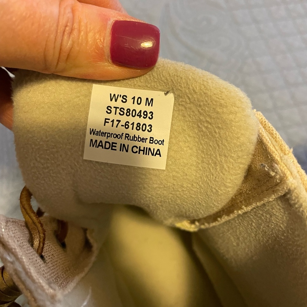 Sperry Boots - Picture 3 of 5